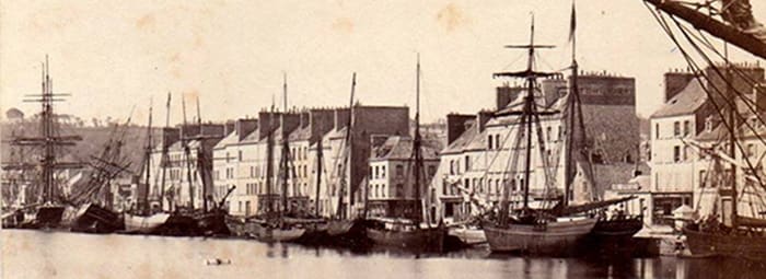 Cherbourg - quai Alexandre III - partie centrale - voiliers - photo n&b - vers 1870