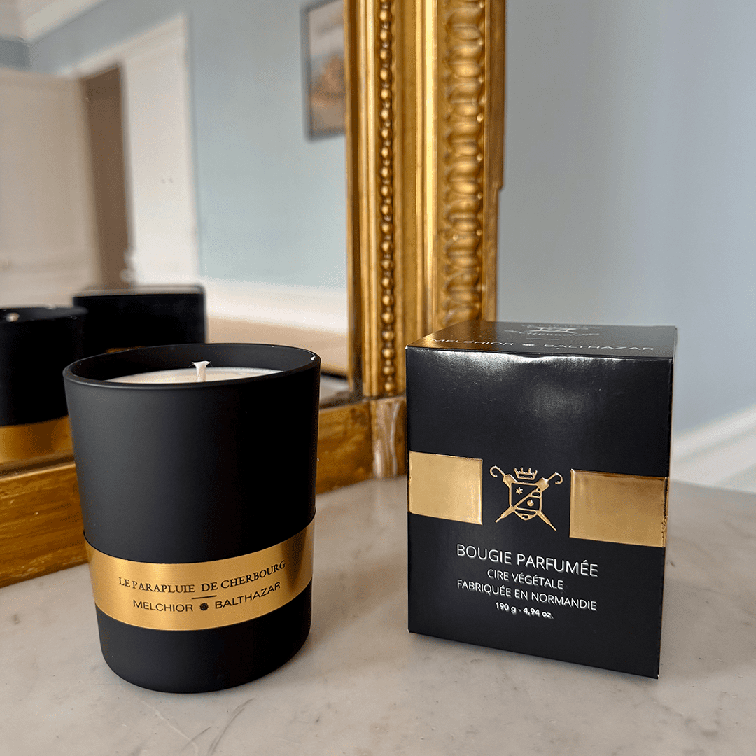 Le Parapluie de Cherbourg X Melchior & Balthazar Scented Candle – Image 1